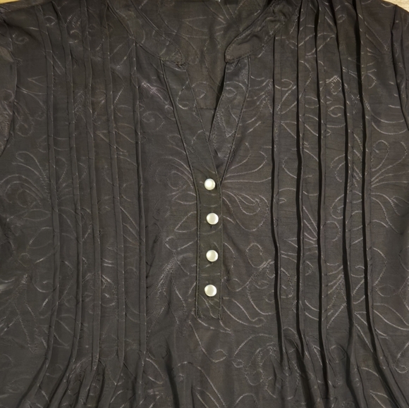 Notations Button-Up Women's Top - Picture 3 of 5